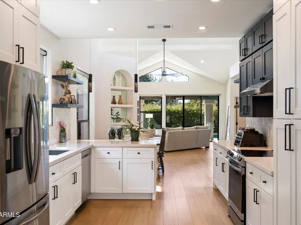 11846 N 40th Place, Phoenix, AZ 85028