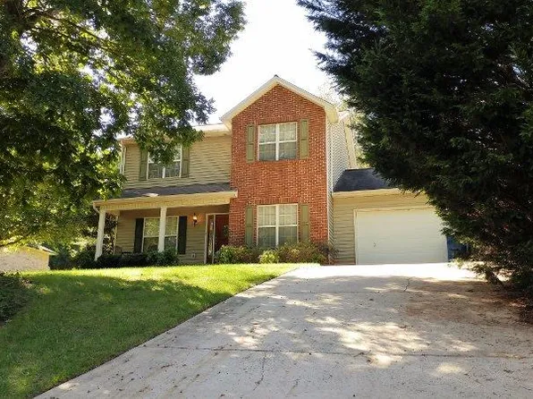 1728 7th Street Ln SE, Hickory, NC 28602