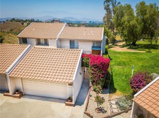 2207 El Capitan Dr, Riverside, CA 92506