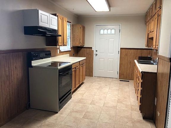 3rd image of 2412 Lynnfork Ave
