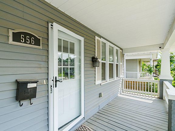 3rd image of 556 Siebert St