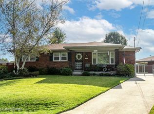 2800 Lencott Dr, Louisville, KY 40216