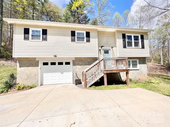 1474 Westfield Ct, Lenoir, NC 28645