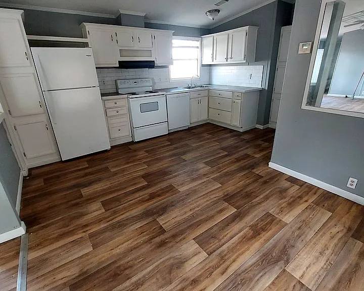 1122 W Verdine St #27 — Photo 5
