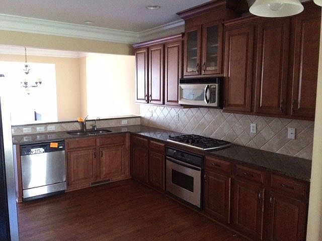 2nd image of 137 Palm Cove Way