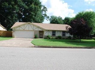 306 E Brentwood St, Longview, TX 75604