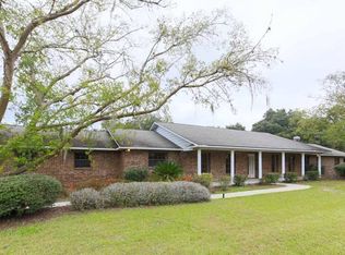 19525 McCall Rd, Altoona, FL 32702