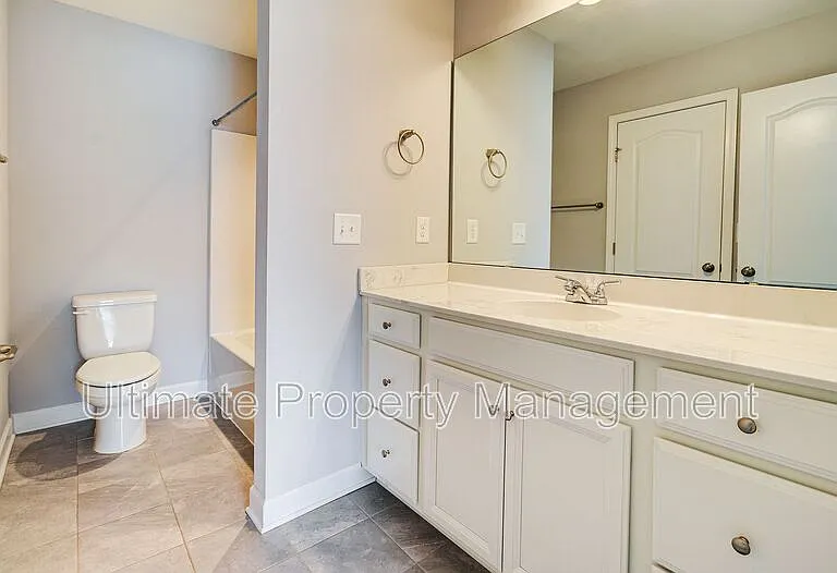 1071 Bridgeport Way — Photo 15