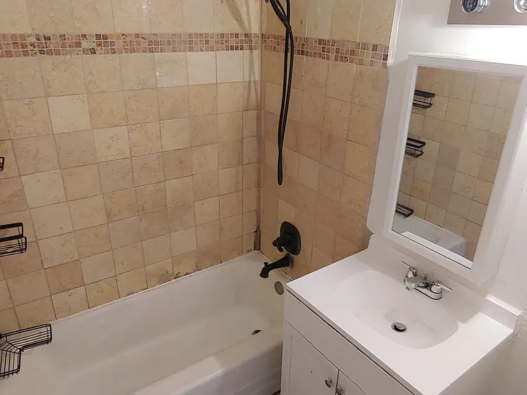 5240 Pebble Beach Blvd — Photo 32