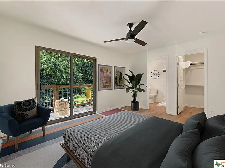 317 Mill St #102 — Photo 2