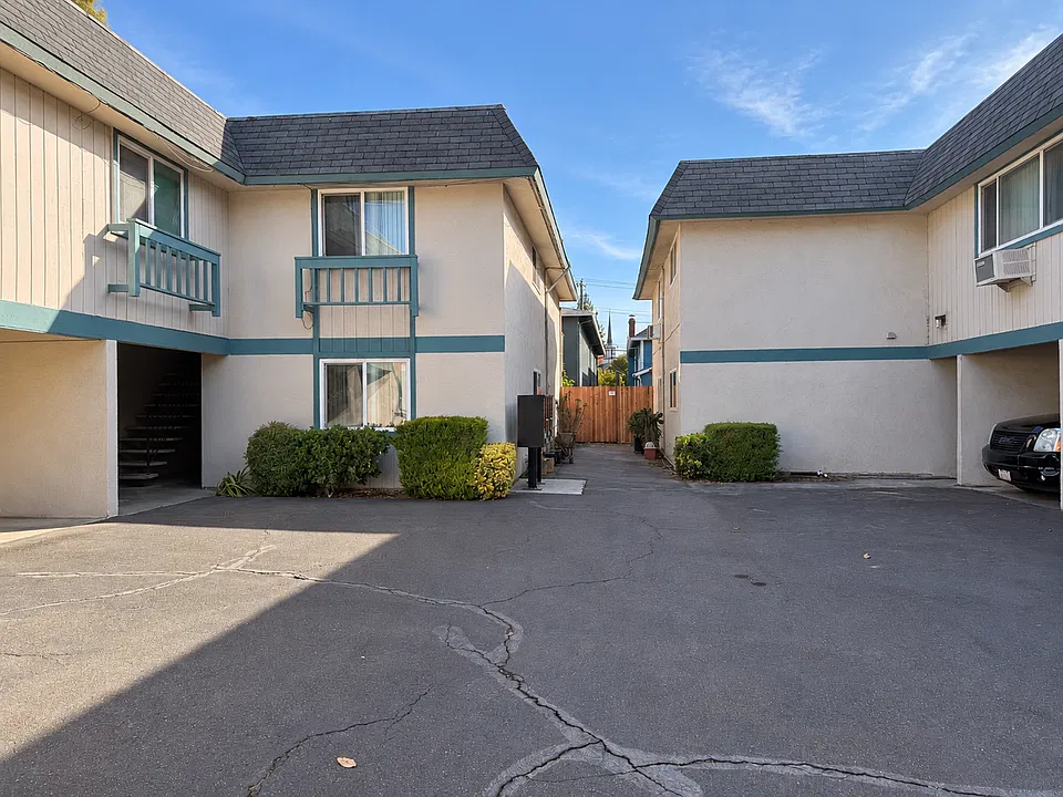 534 & 536 Humboldt St #536-2