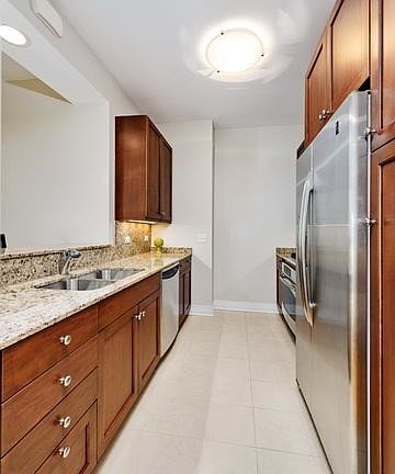 5th image of 600 N Lake Shore Dr APT 2703