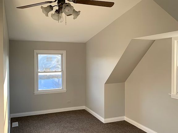 3rd image of 8154 Natoma Ave