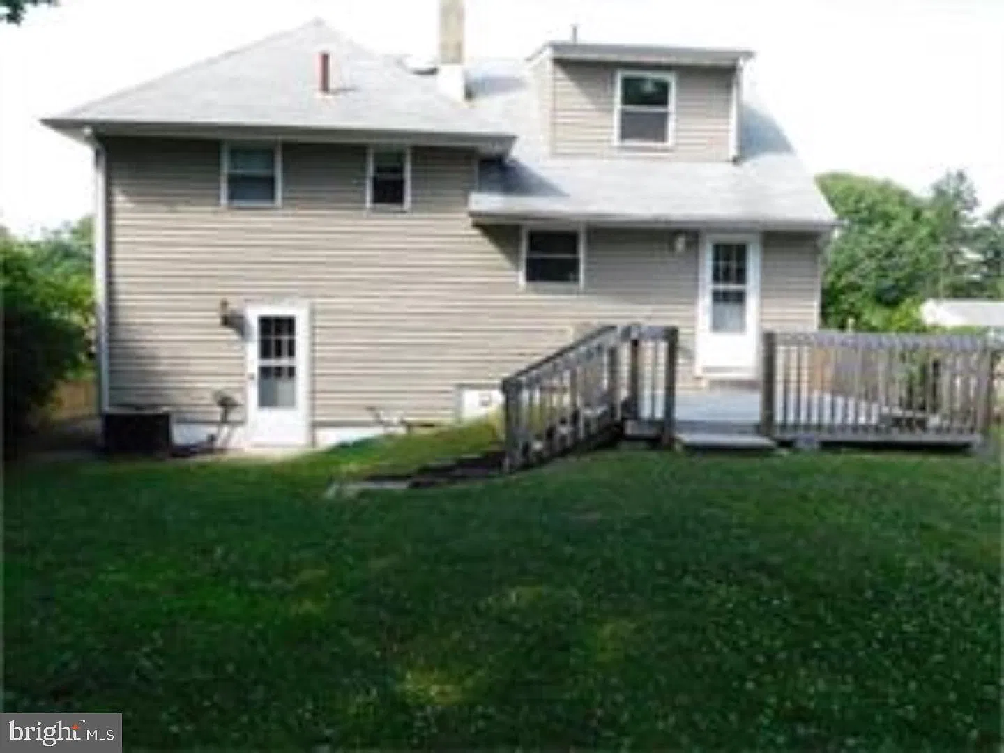 4 bed, 2.0 bath, 1536 sqft, $2,800 — Photo 3