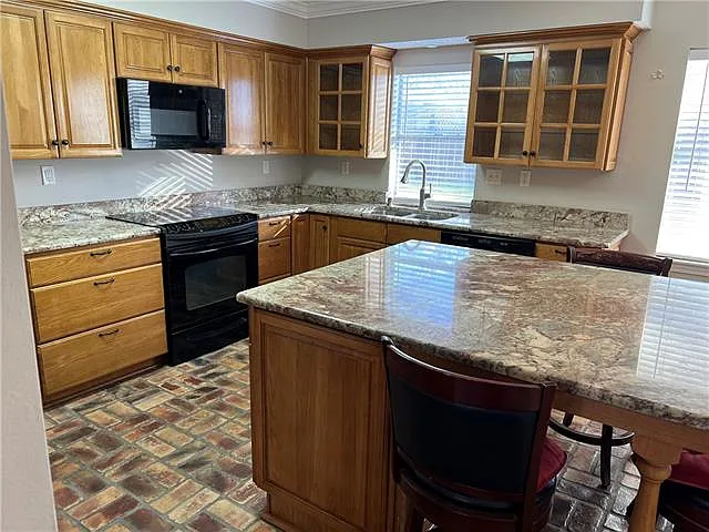 230 Cross Gates Blvd — Photo 9