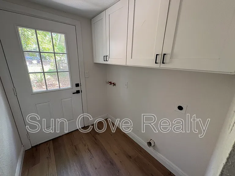 807 E Genesee St #1/2 — Photo 20