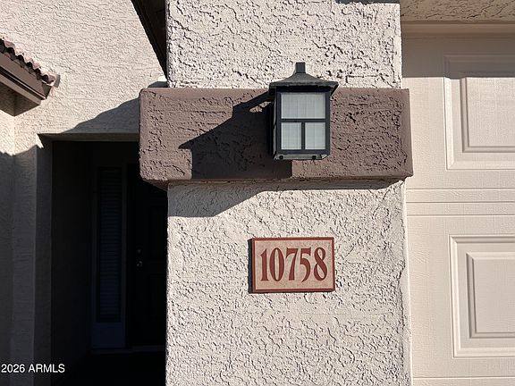 3rd image of 10758 W CAMBRIDGE Avenue