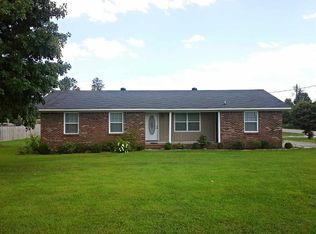 183 Narrow Ln, New Market, AL 35761