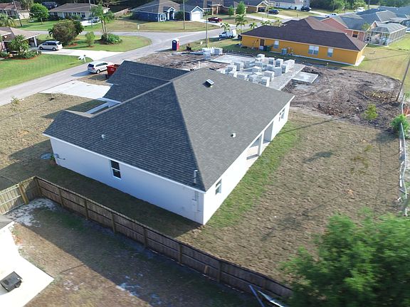 3rd image of 2313 SW Kent Cir