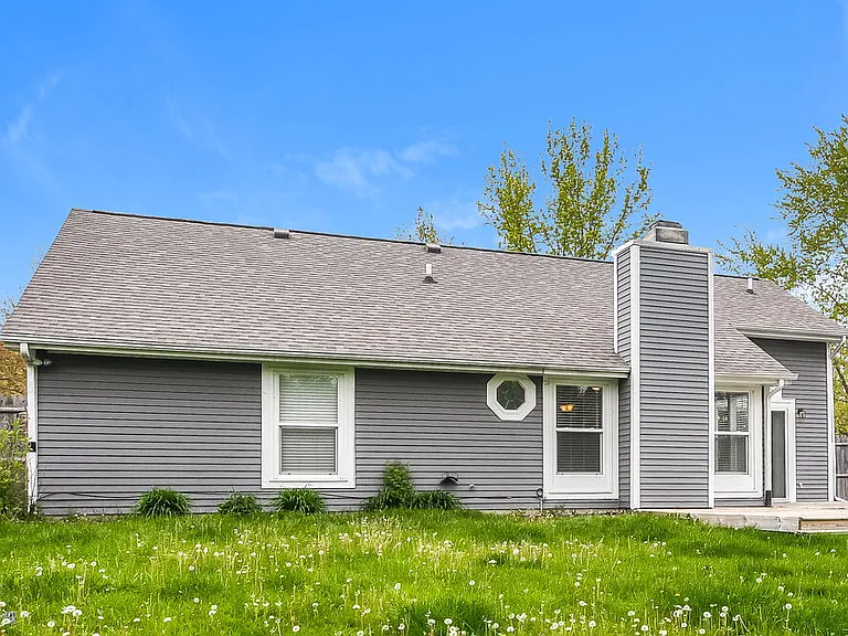 5453 Vicksburg Dr — Photo 16