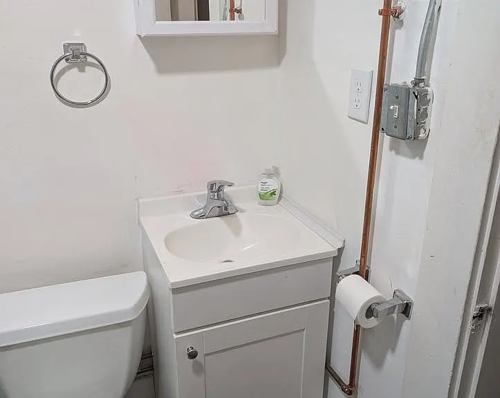 35 Central St #3 — Photo 8