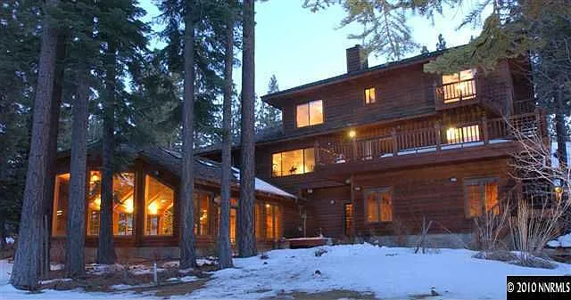 1270 Hidden Woods Dr photo 1