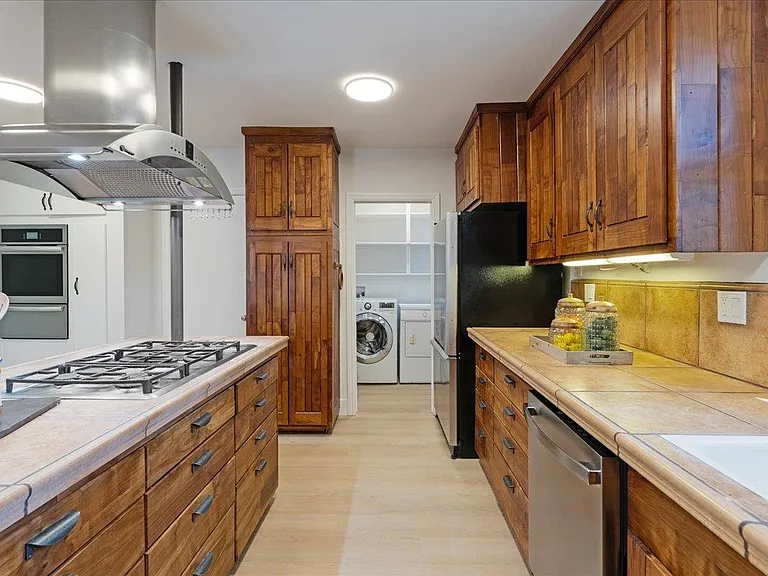 1221 Old San Jose Rd #B — Photo 12