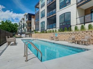 5604 Lake Edge #101, McFarland, WI 53558