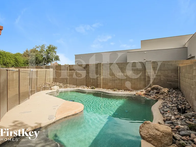 7570 W Comet Ave — Photo 17