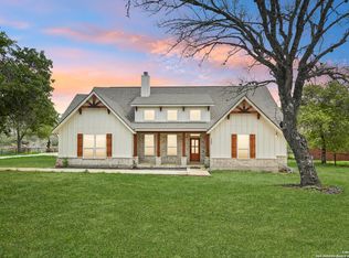 205 Patchwork Cors, Poteet, TX 78065