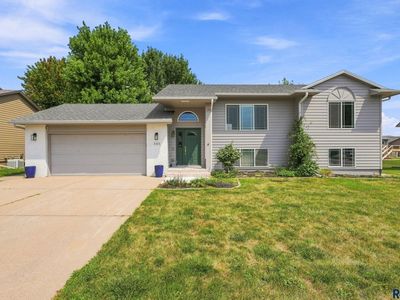 4404 E Steeple Cir, Sioux Falls, SD, 57103