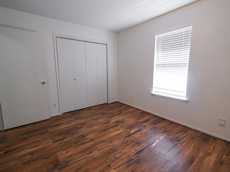 3707 Bryce Ave — Photo 7