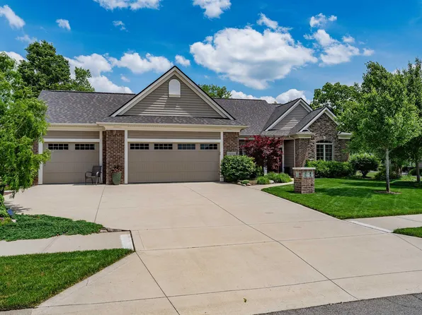 15135 Harrison Lake Cv, Fort Wayne, IN 46814