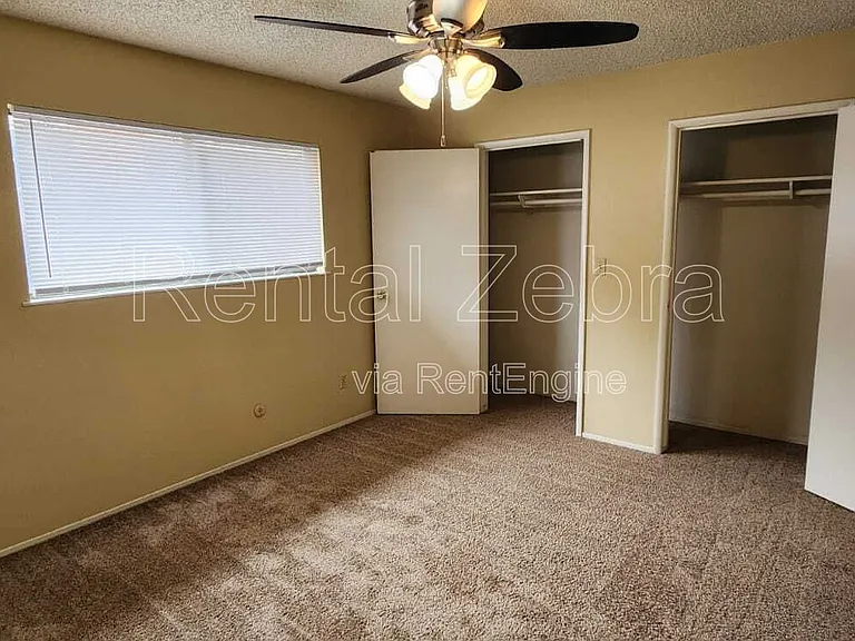 543 Kathryn Ct — Photo 6