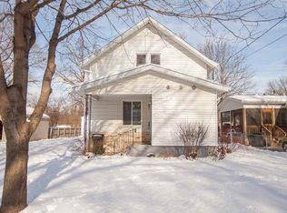 630 Summit Ave, Waterloo, IA 50701