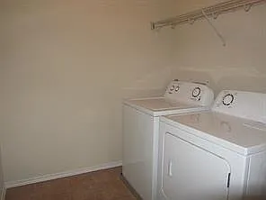 2626 Ensbrook Meadow Ln — Photo 24