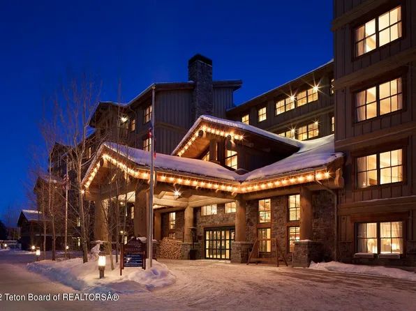 3385 W Village Dr #414, Jackson, WY 83001