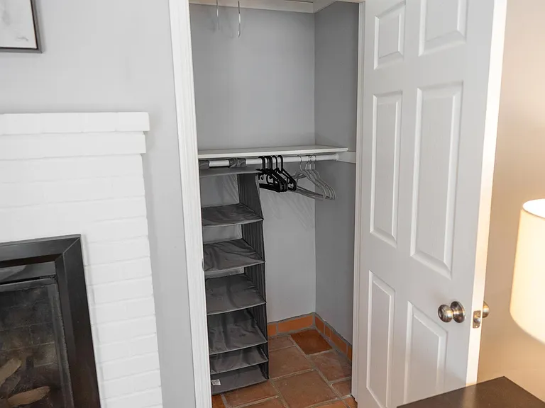 10809 Hartsook St #F — Photo 28
