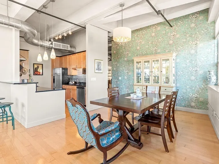 51 Lafayette St #204 — Photo 15