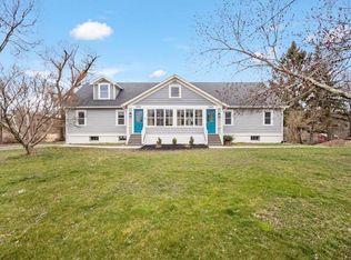160 Oswego Rd, Pleasant Valley, NY 12569