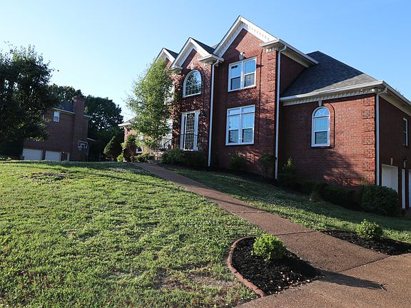 2nd image of 129 Pembroke Dr