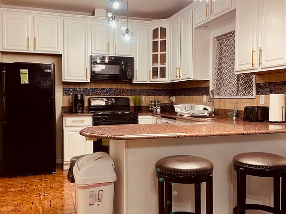 2nd image of 8 Holmes Ave #2