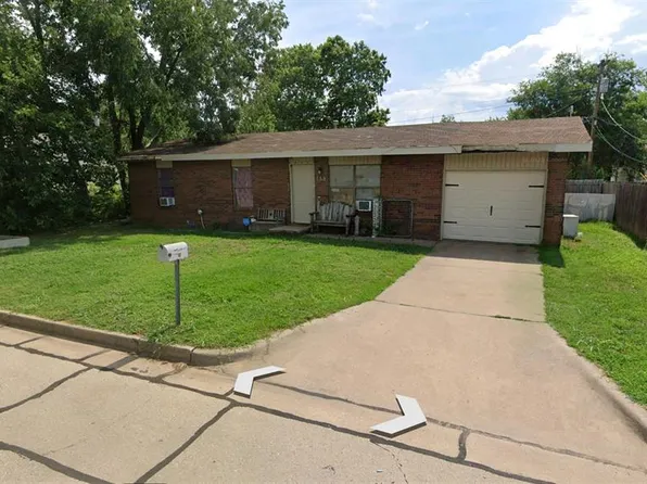 339 S Franklin St, Ponca City, OK 74601