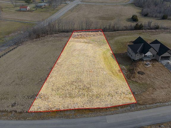 3rd image of 1005 Cordy Ln