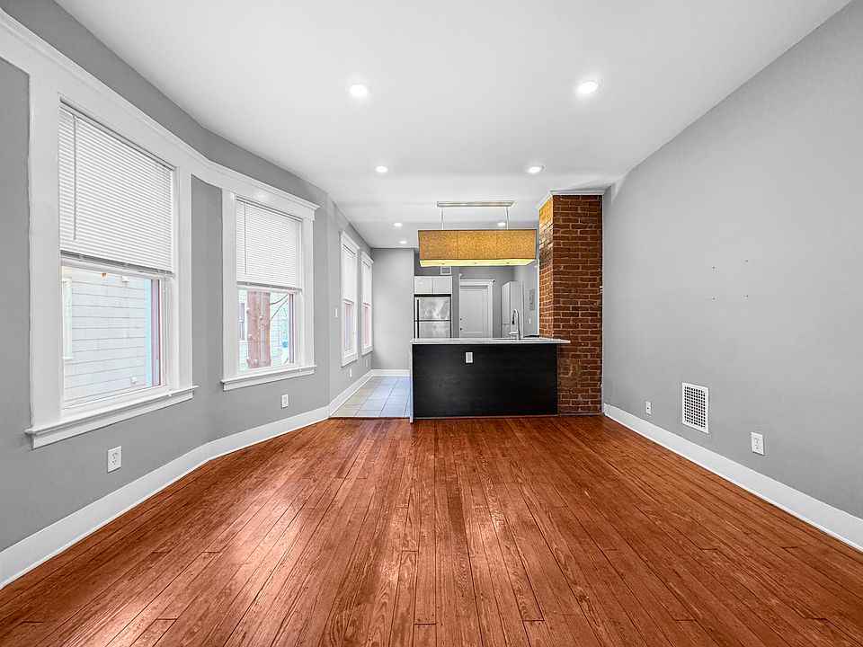 Living/Kitchen
