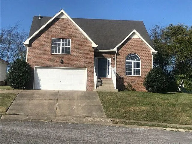 297 Iris Dr