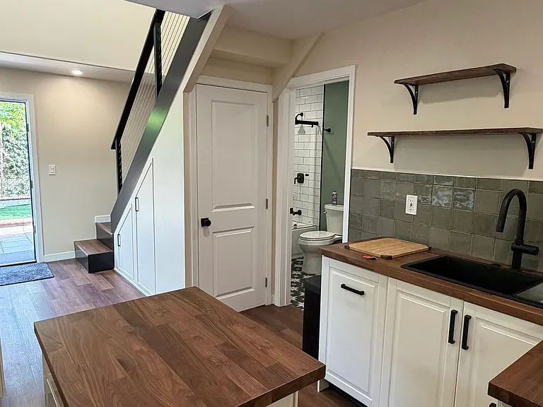 6041 Barbados Ave #B — Photo 12