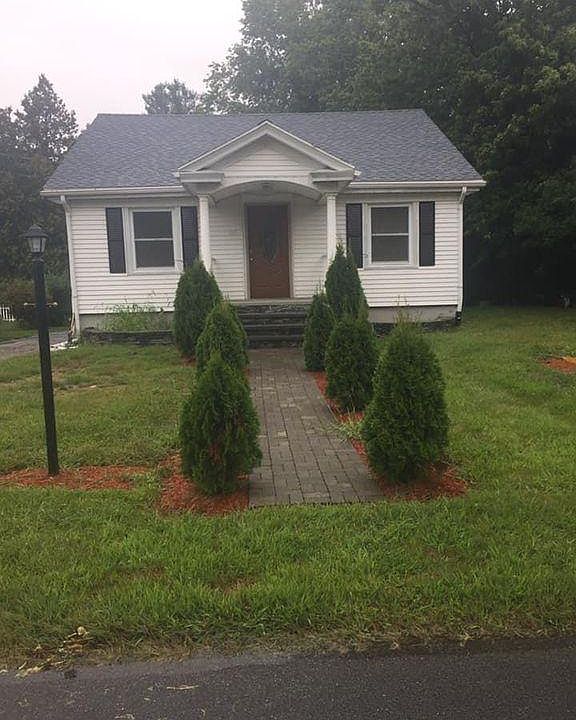 single family home with a beautiful walkway