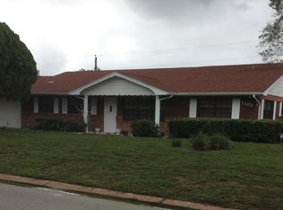 1202 Sunset Cir, Daytona Beach, FL 32117