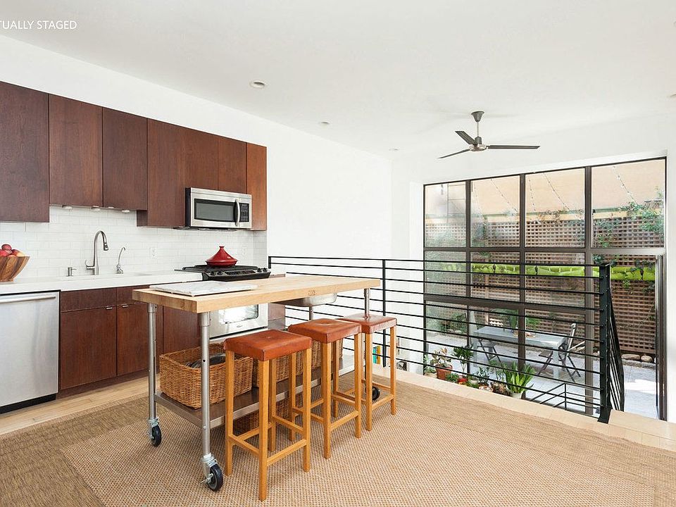 1st image of 284 Warren St APT 1